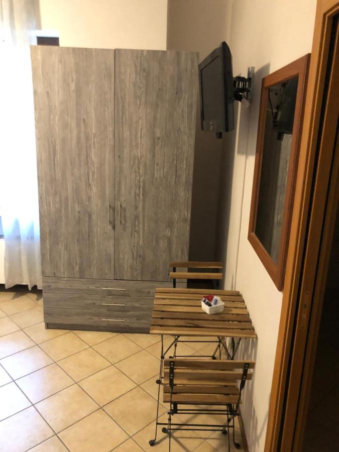 Hotel Il Gatto e La Volpe Avigliana Esterno foto